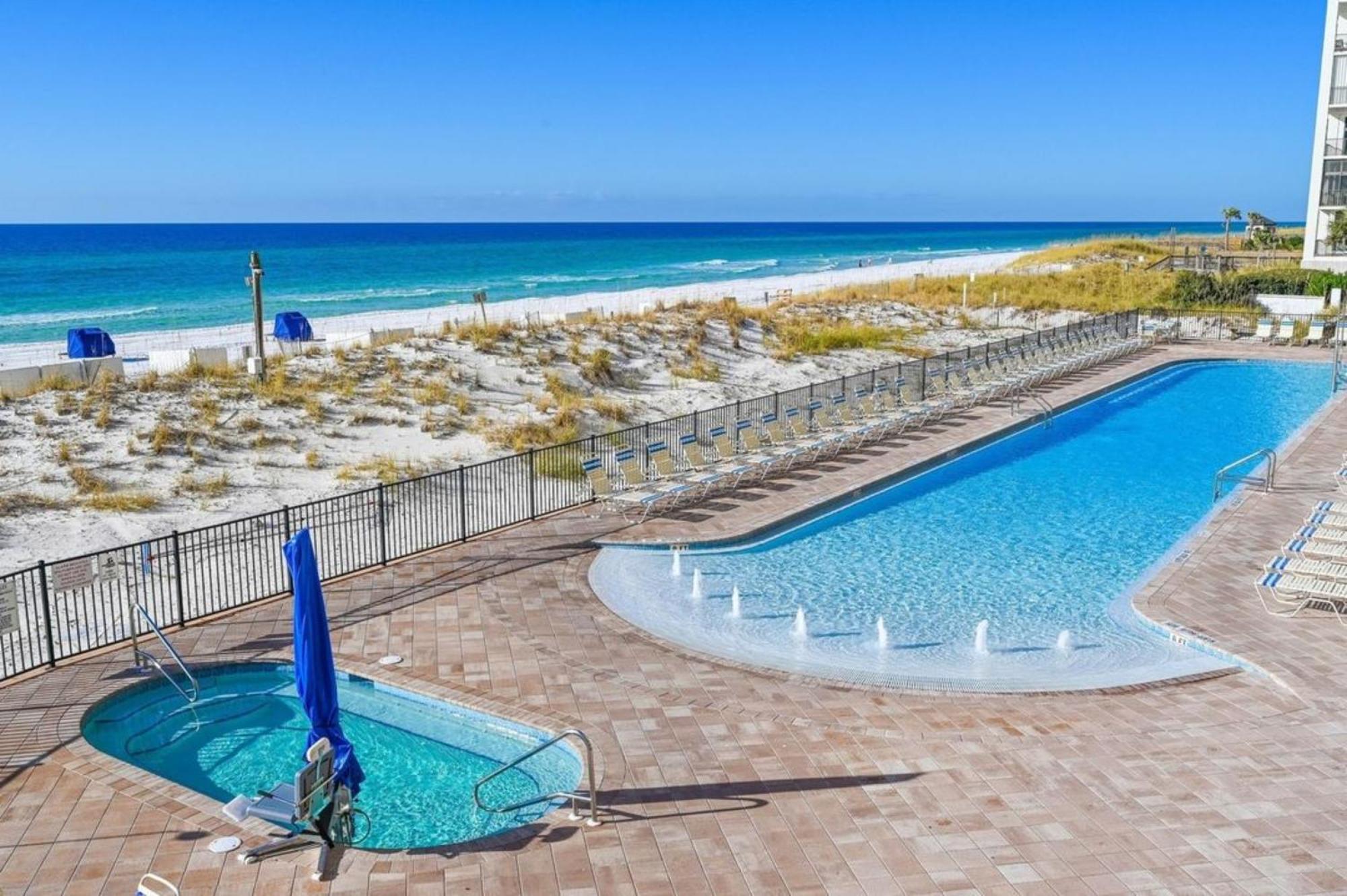 Pelican Beach Resort Condos Дестин Экстерьер фото